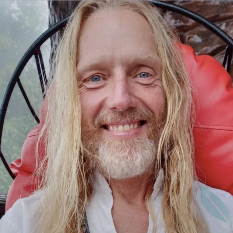 Markus Witte portrait picture in a fasting retreat